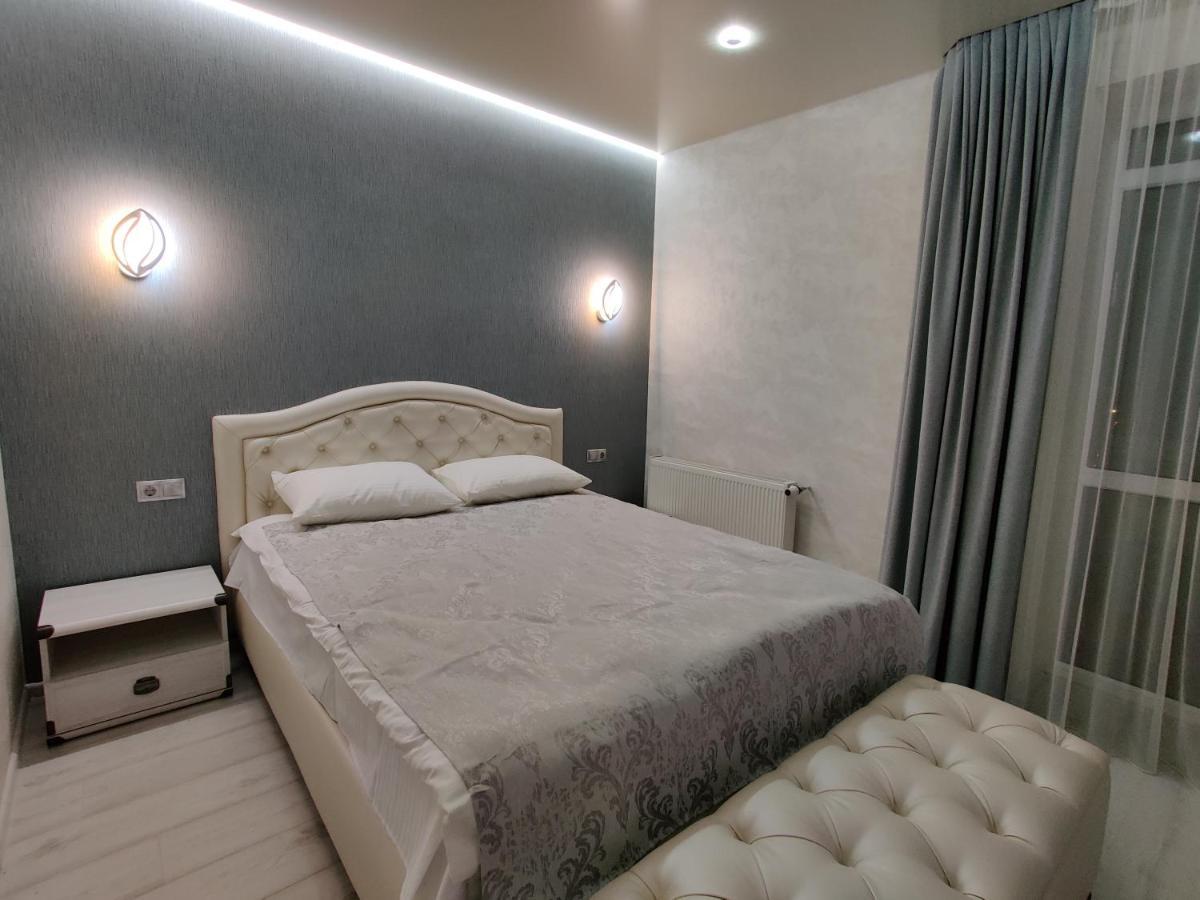 Apartmán Yarovytsya Vip In The Center Luck Exteriér fotografie